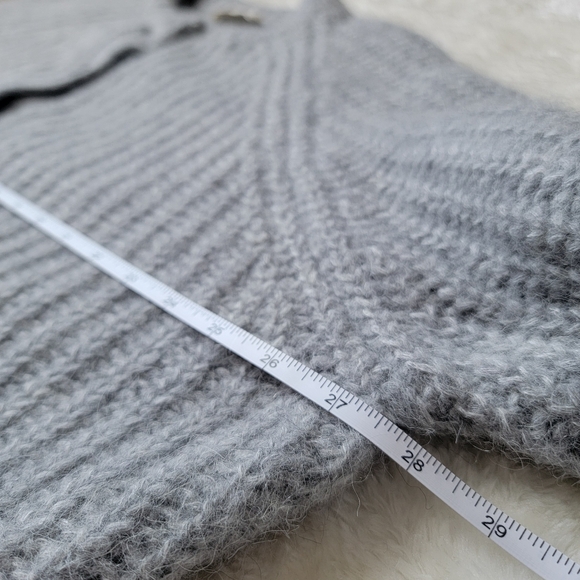 (sold) Sezane ✨ Emile Alpaca + Wool Cardigan in Mottled Grey, Large 🦙❤️🐑 - Picture 6 of 10